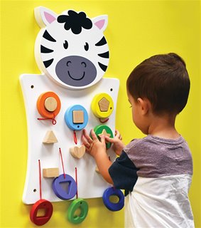 Wall game - match shapes - zebra